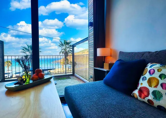 Yaho Beach House